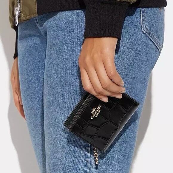 NWT Coach Snap Wallet In Crocodile-embossed leather C6092 Gold/Black - Picture 7 of 7